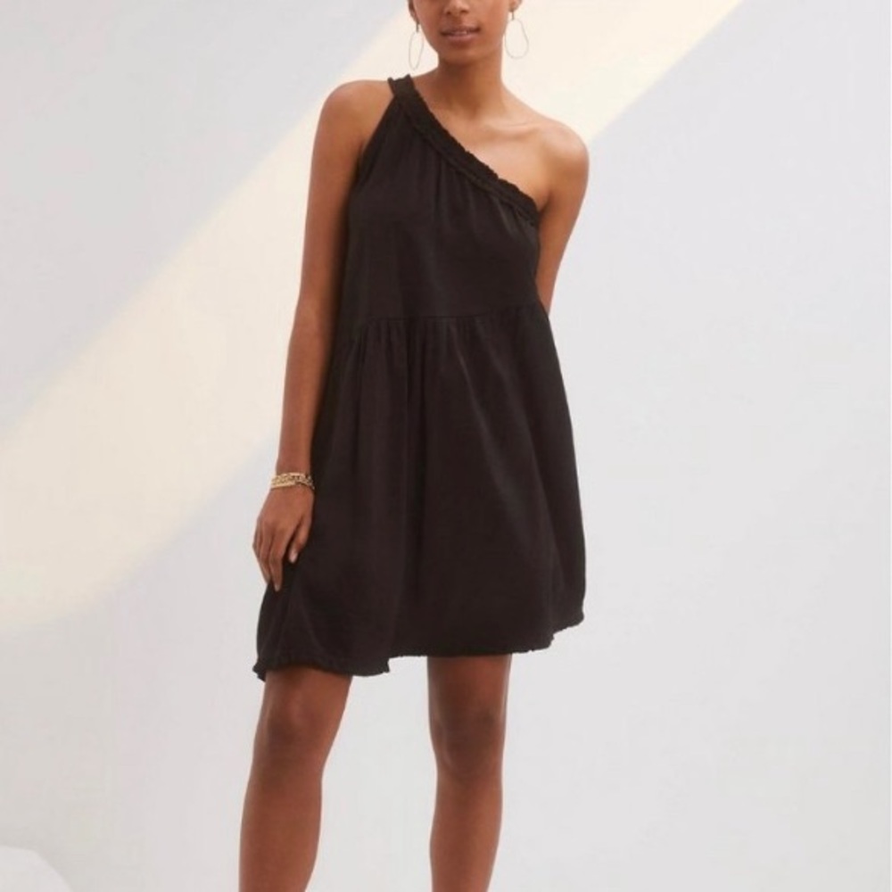 NWT! Anthropologie One Ruffle Shoulder Asymmetrical Black Mini Dress XL